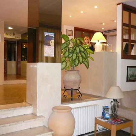 Goya Hotell 2*
